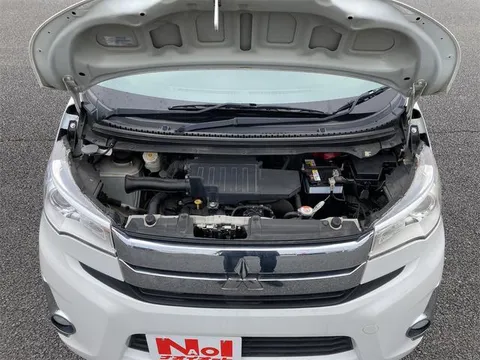 Mitsubishi eK Custom