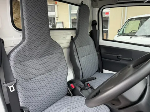 Nissan Clipper Truck