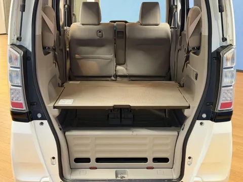 Honda N-BOX Plus
