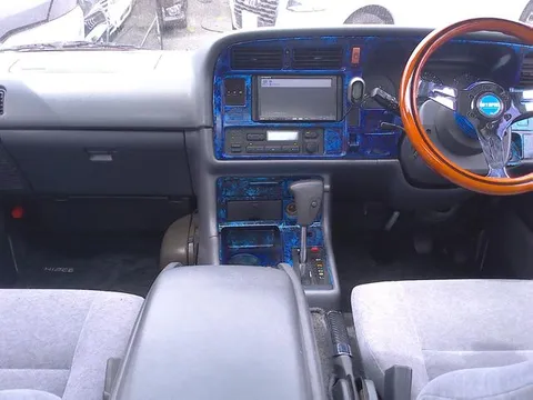 Toyota HiAce Wagon