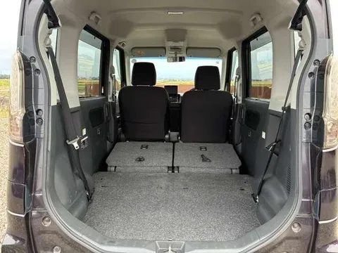 Suzuki Spacia Custom
