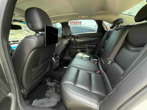 Cadillac XTS