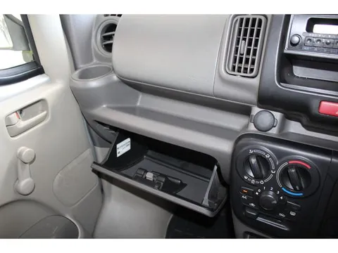 Mitsubishi Minicab Van
