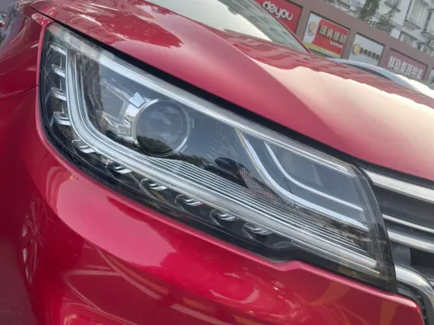 Roewe RX3