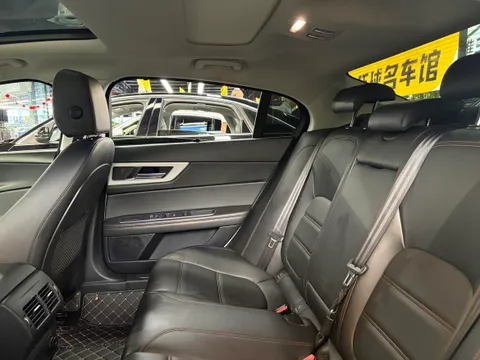 Jaguar XEL