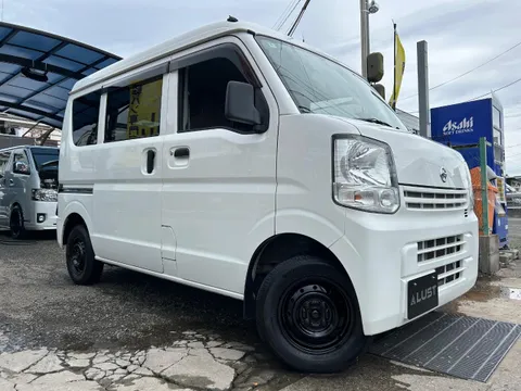 Nissan Clipper