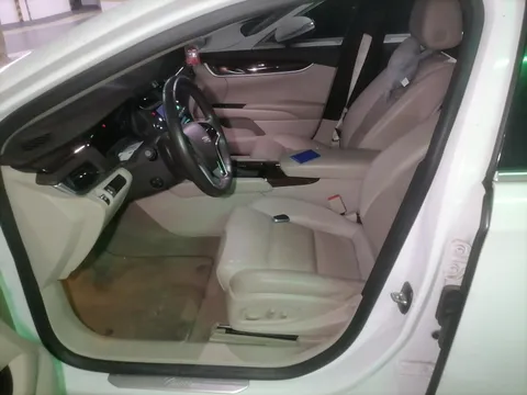 Cadillac XTS