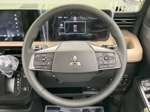 Mitsubishi Delica Mini