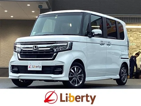 Honda N-BOX Custom