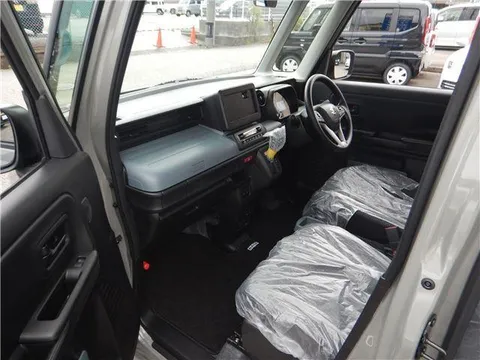 Suzuki Spacia Base
