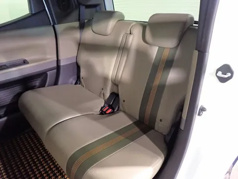 Honda N-BOX Slash