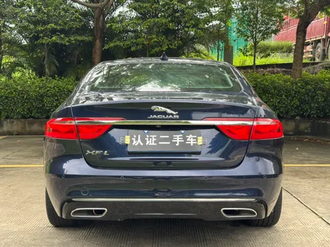 Jaguar XFL