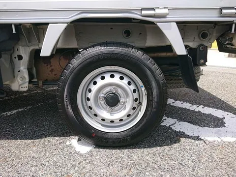 Nissan Clipper Truck