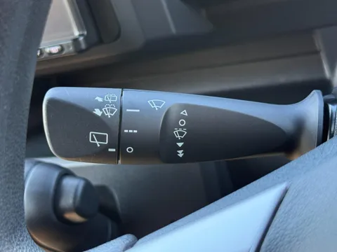 Toyota Pixis Mega