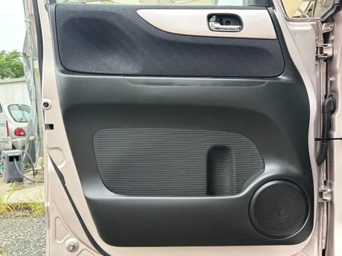 Honda N-BOX Plus