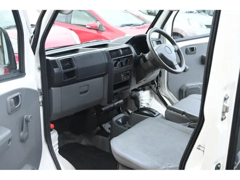 Mitsubishi Minicab Van