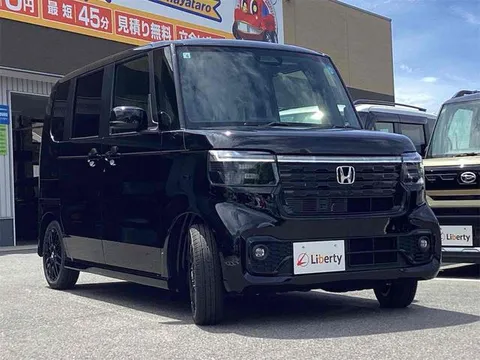 Honda N-BOX Custom