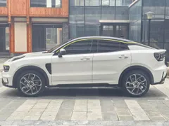 Lynk & Co 05