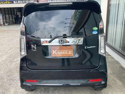 Honda N-WGN Custom