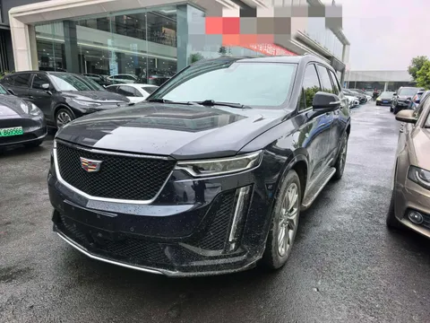 Cadillac XT6