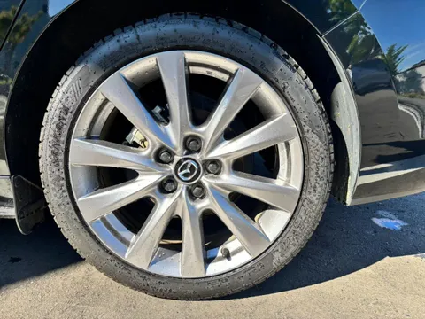 Mazda MAZDA3 Sedan