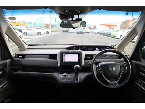 Honda Freed Plus