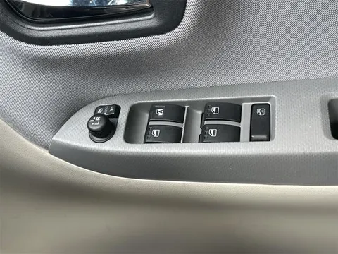 Toyota Pixis Joy