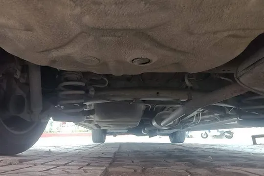 BYD M6