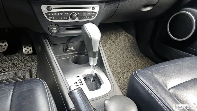 Renault SM3