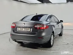 Renault SM3