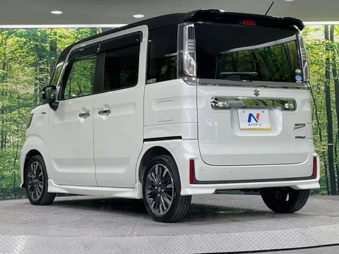 Suzuki Spacia Custom