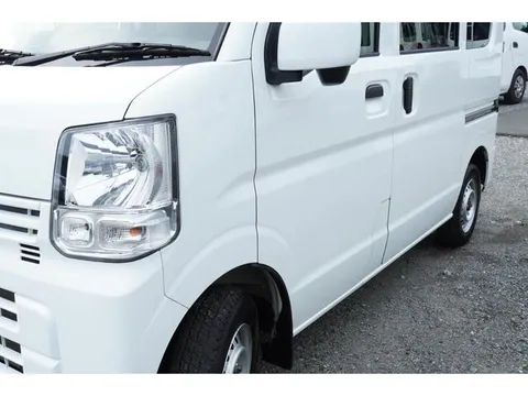 Nissan Clipper