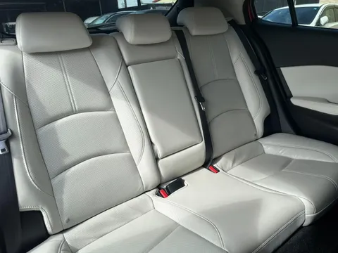 Mazda Axela Sport