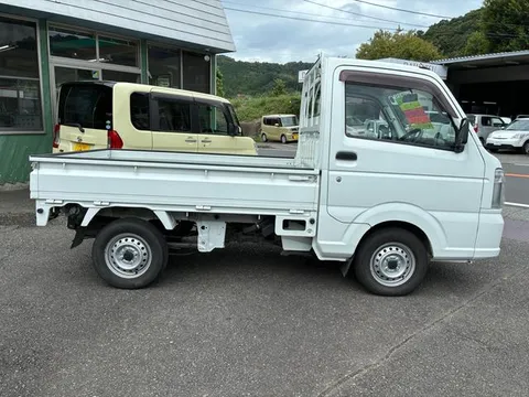 Nissan Clipper Truck