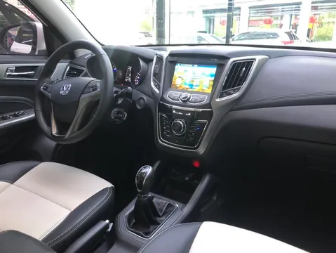 Changan CS35