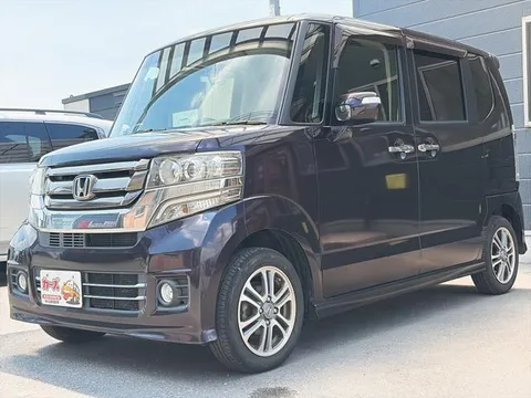 Honda N-BOX Custom