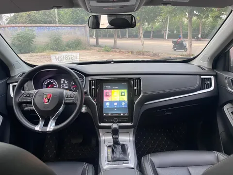 Roewe RX5