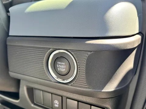 Suzuki Spacia Base