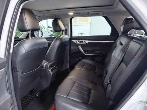 Changan CS95