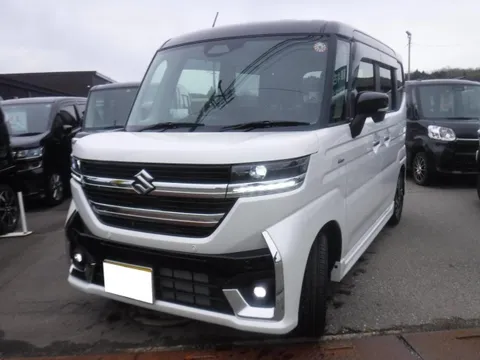 Suzuki Spacia Custom