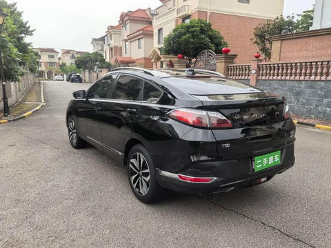Venucia T90