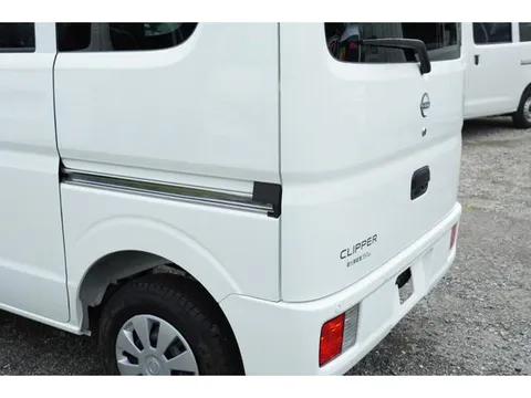 Nissan Clipper