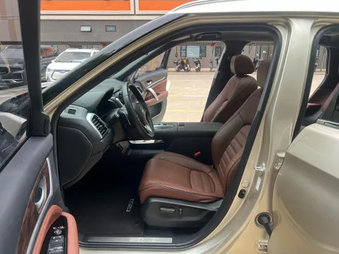 Honda UR-V