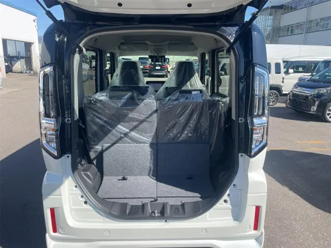 Suzuki Spacia Custom