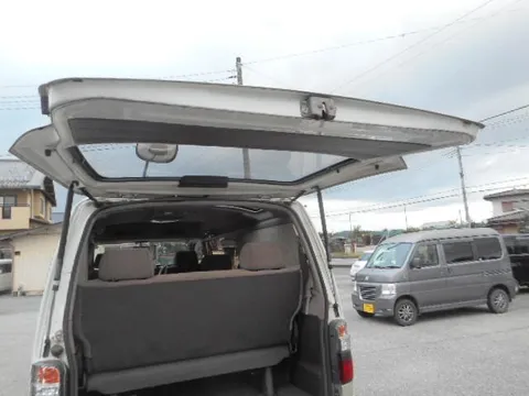 Toyota HiAce Wagon