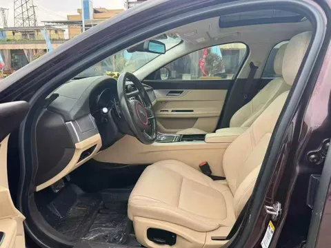 Jaguar XFL