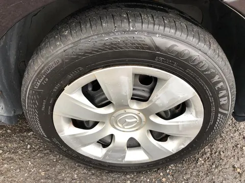 Mazda Verisa