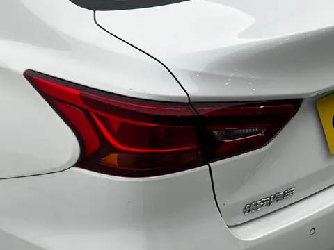 Changan Raeton CC