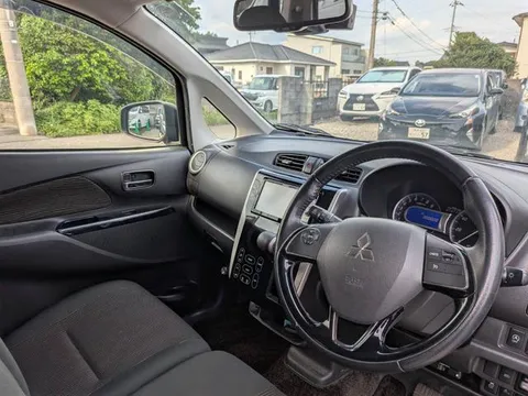 Mitsubishi eK Custom