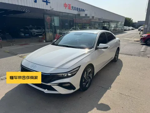 Hyundai Elantra (Avante)